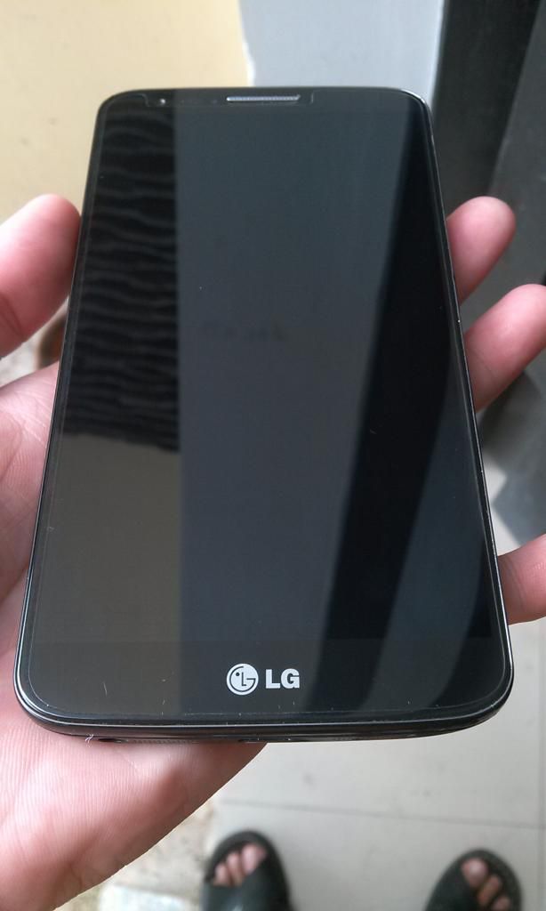 Xách về LG G2 D801 32gb hàng quốc tế T-mobile , máy đẹp 99% , giá 4tr700k