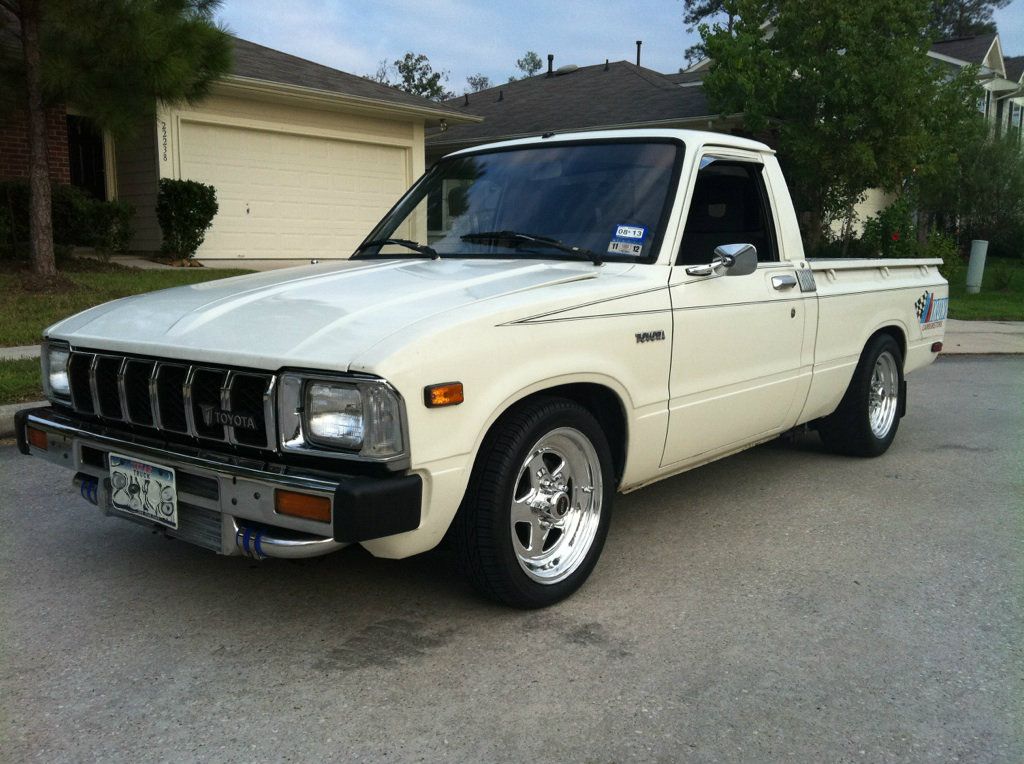 1982 Hilux Boosted Toyota Minis