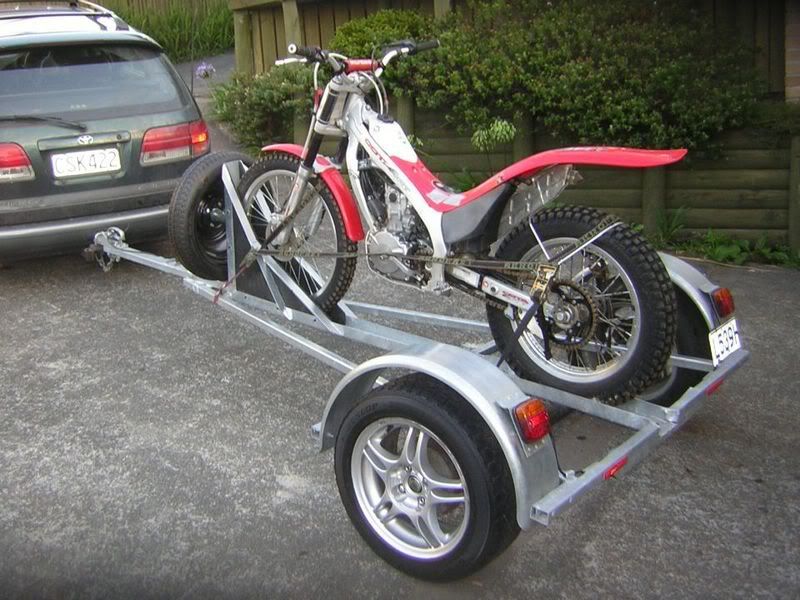  photo singlebiketrailer2.jpg