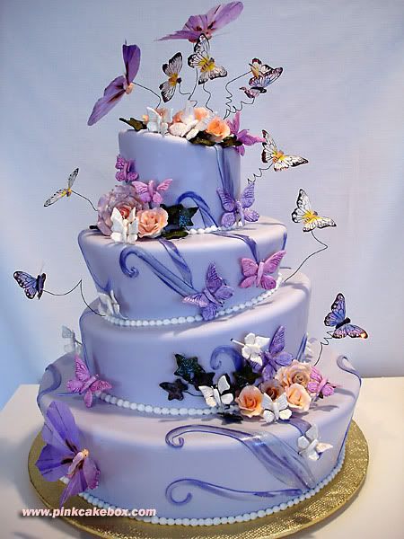 Topsy_Turvy_Quinceanera_Cake_by_pin.jpg image by mdgala