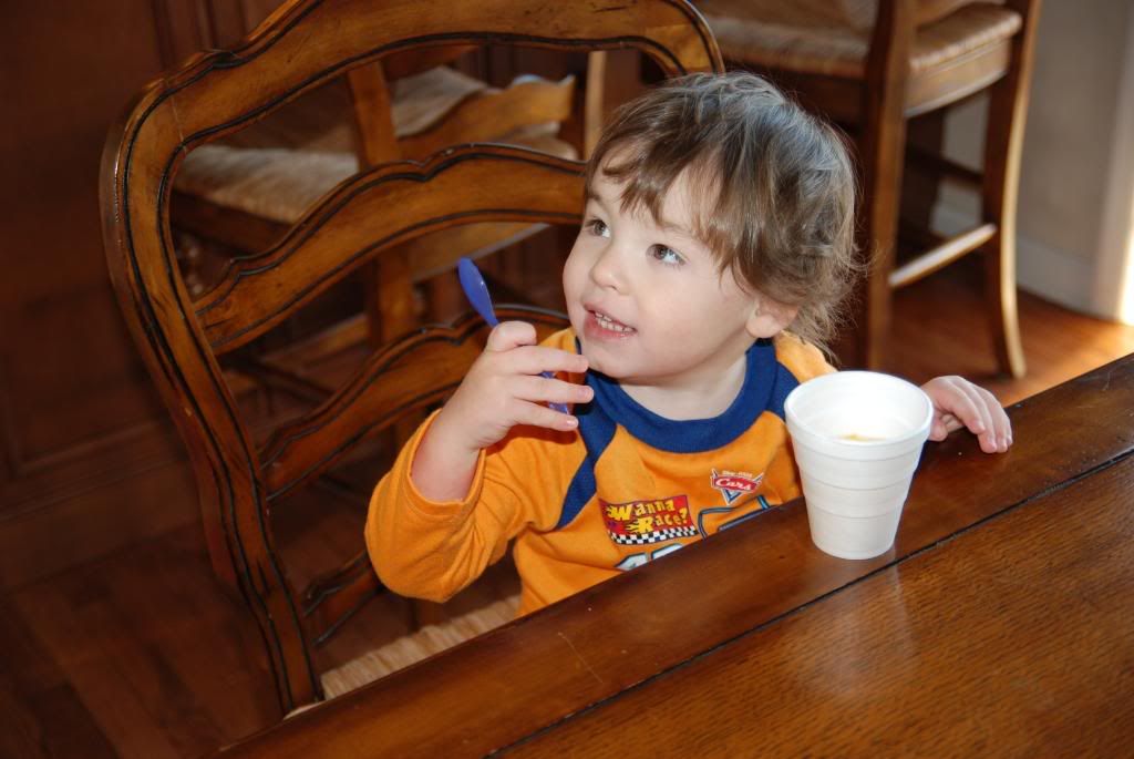 joey eating