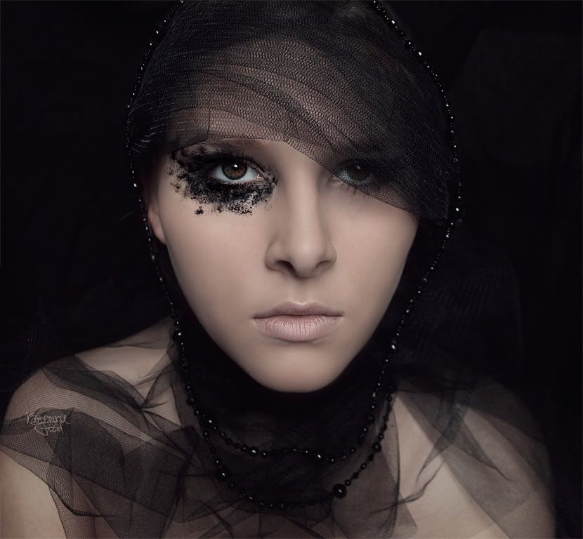 The Widow by Pinkmango77