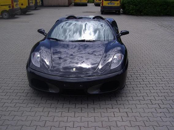 F430Schwarz1431_003s.jpg
