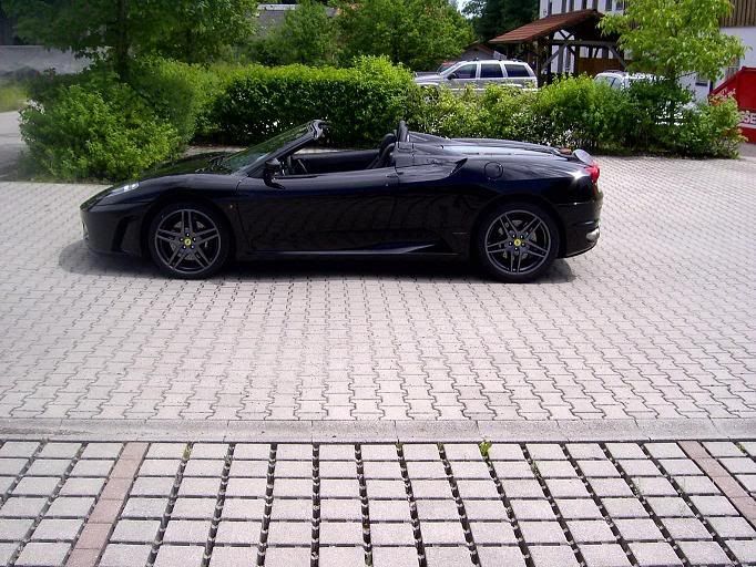 F430Schwarz1431_004s.jpg