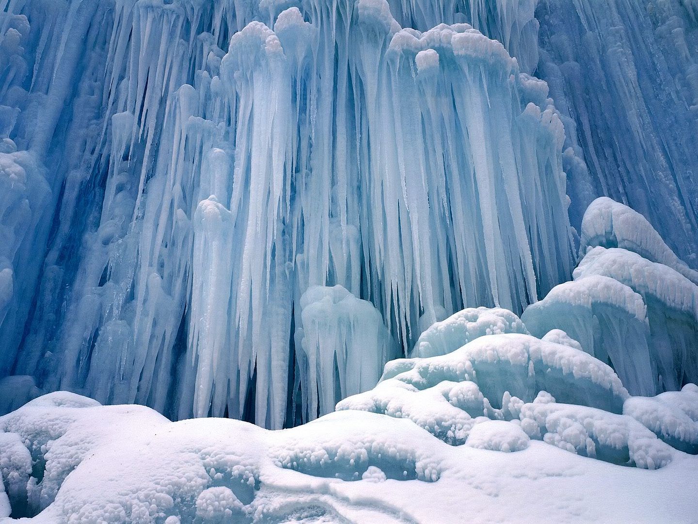 winter_wall045.jpg