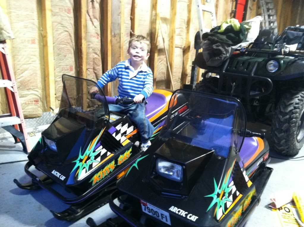 HaydensfirstSnowmobile.jpg