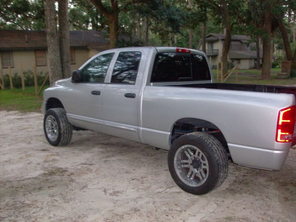 dodge017.jpg