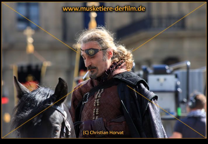 Mad About Mads Mikkelsen :: Vie...