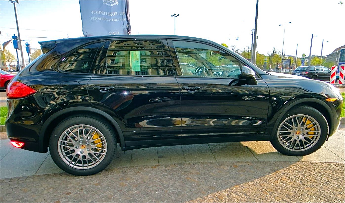 porsche cayenne big wheels