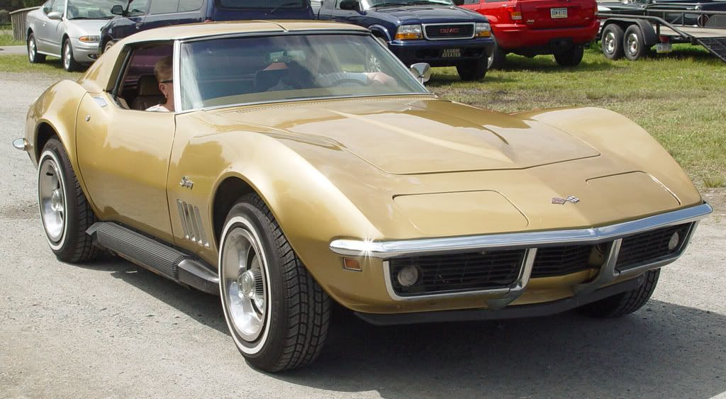 1969-Chevrolet-Corvette-riverside-gold-metallic-nf.jpg