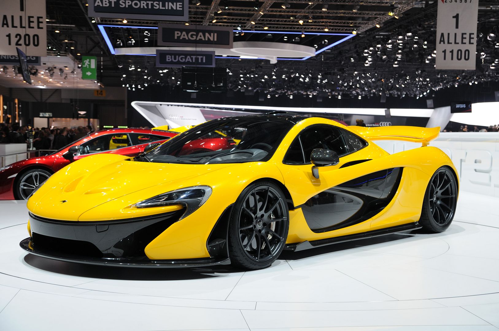 2013-03-05_Geneva_Motor_Show_7846_zpsxzmg07df.jpg