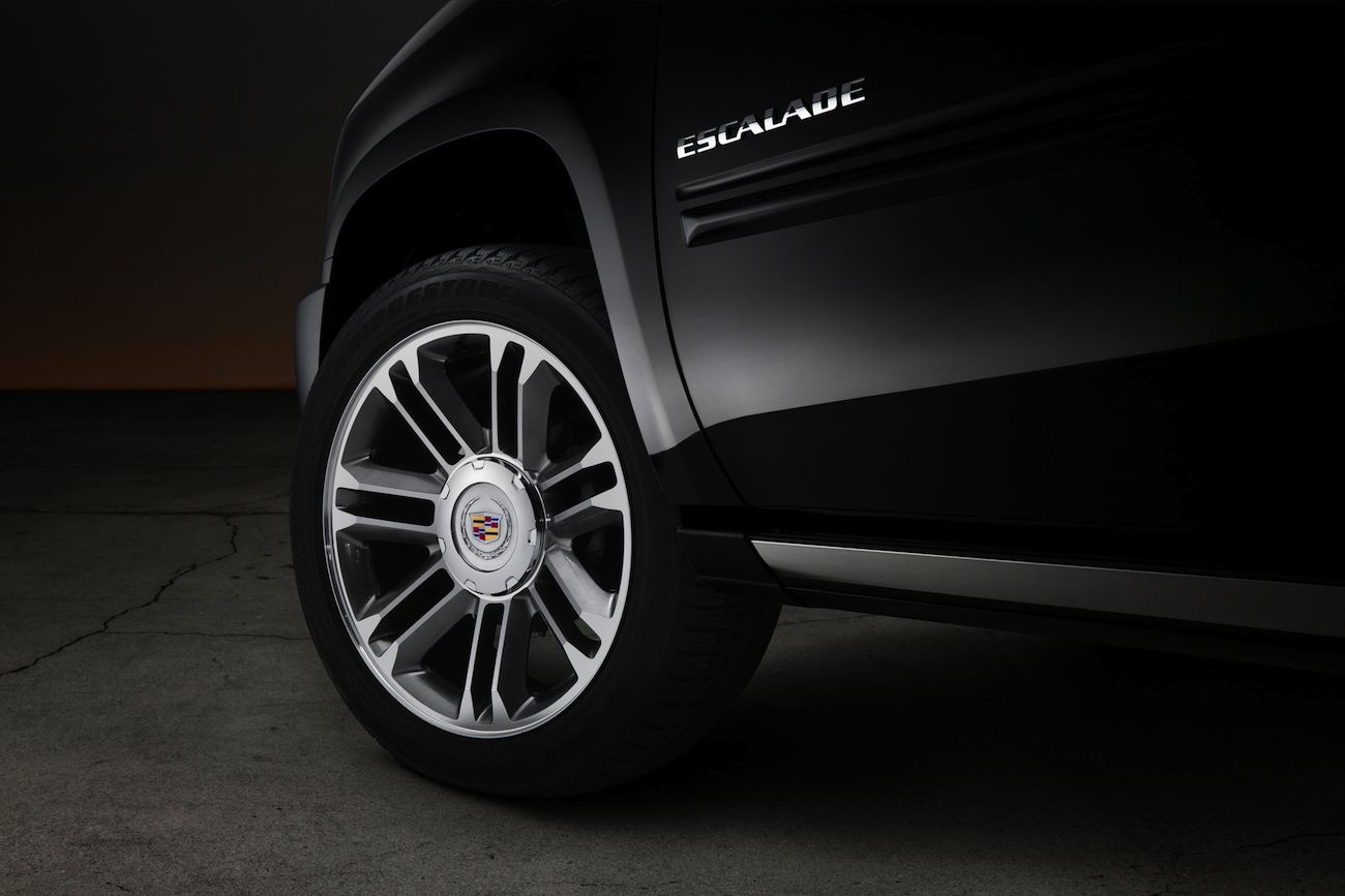 New 2013 Real Genuine Factory GM Cadillac Escalade Premium 22 Wheels