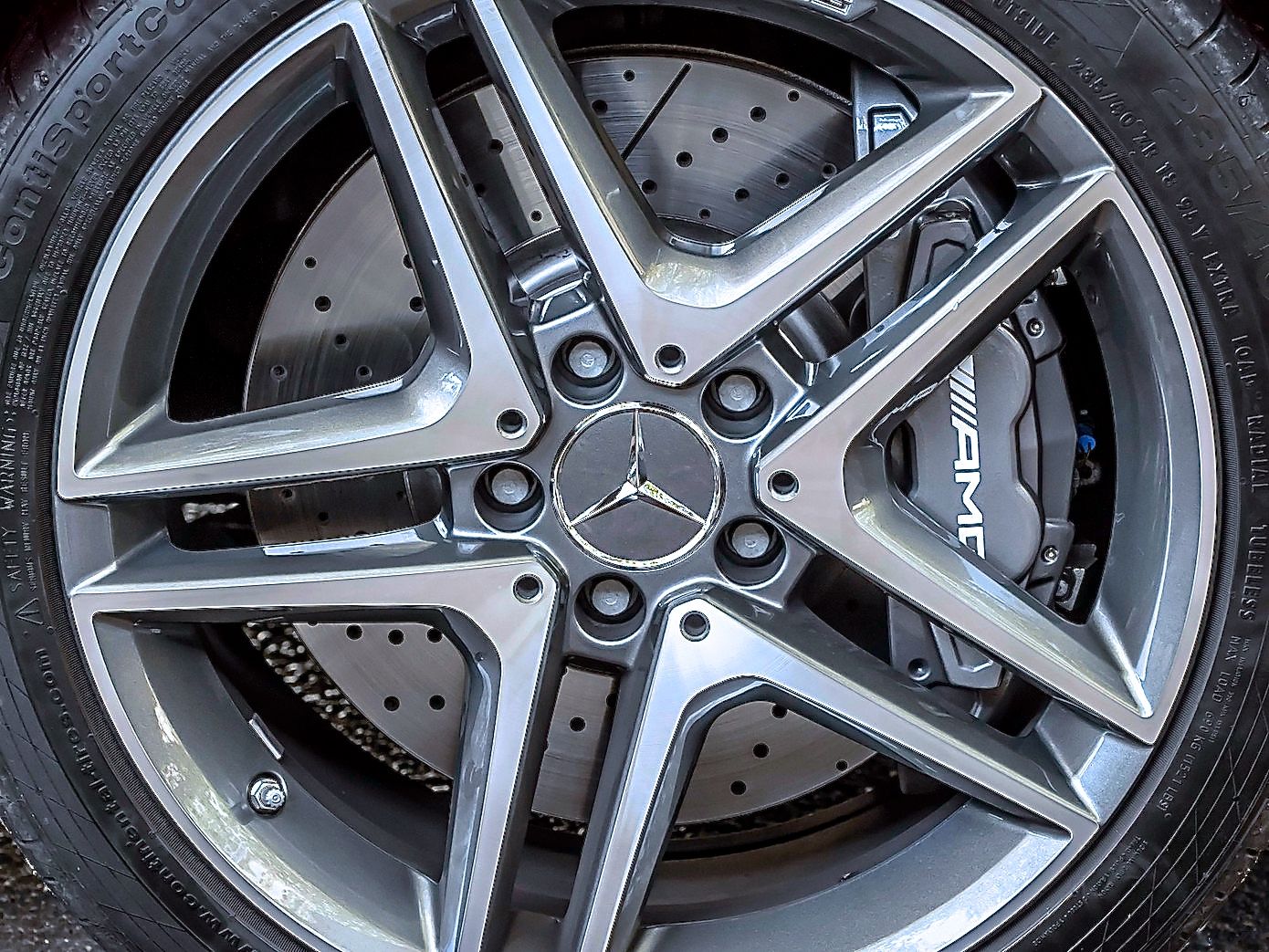 Set 4 New Genuine Oem Amg Factory Mercedes Benz Cla45